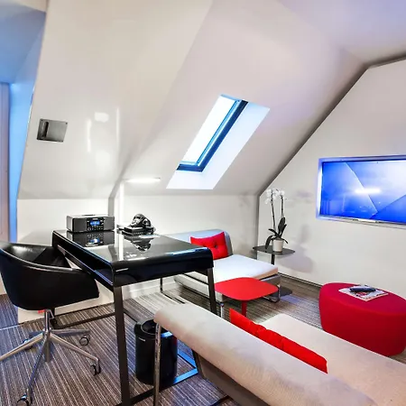 酒店 巴黎旧市场区诺富特酒店 4*