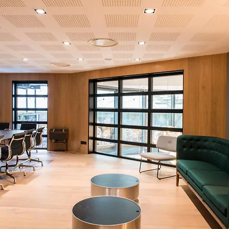 Hotel Novotel Les Halles 4*