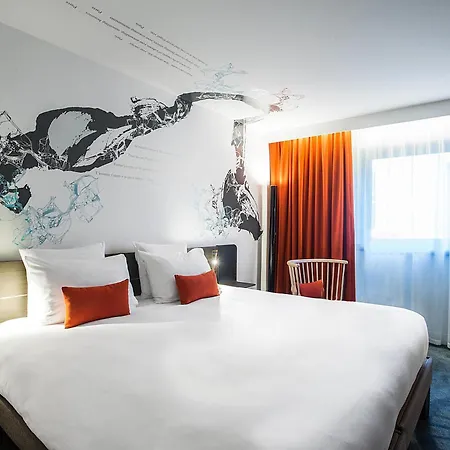 מלון Novotel Les Halles 4*