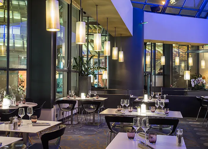 Hotel Novotel Les Halles 4*