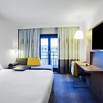 Novotel Les Halles 4*