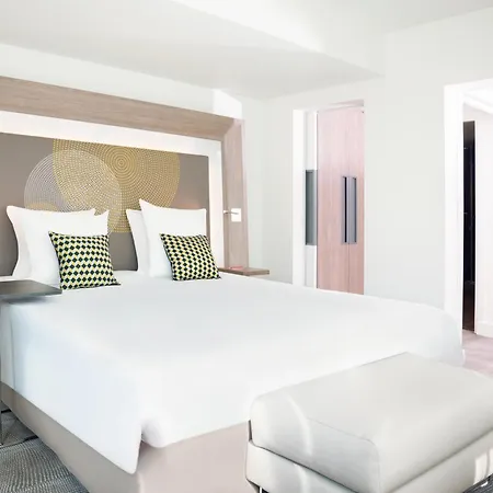 Novotel Les Halles Hotel