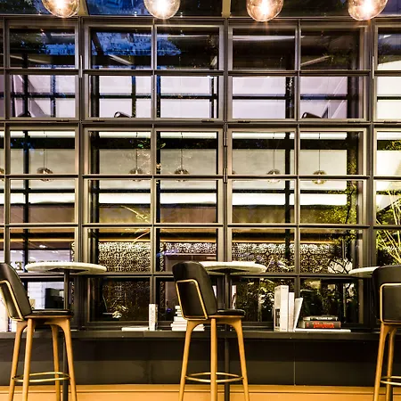 Novotel Les Halles 4*