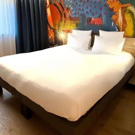 Novotel Les Halles Hotel 4*