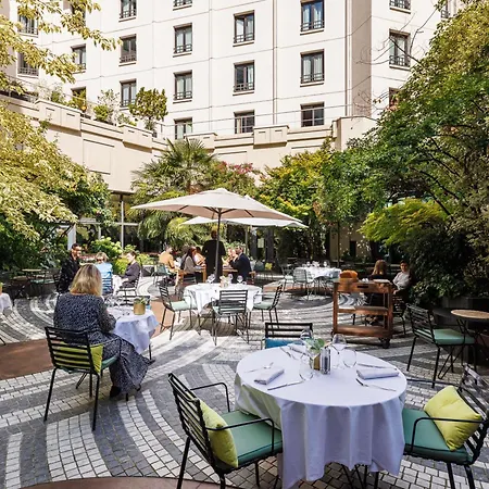 Hotel Novotel Les Halles