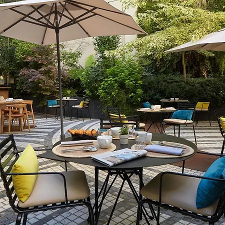 Отель Novotel Les Halles Париж