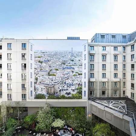Hotel Novotel Les Halles 4*
