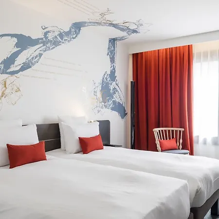Novotel Les Halles 4*