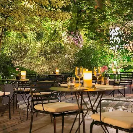 Novotel Les Halles 4*