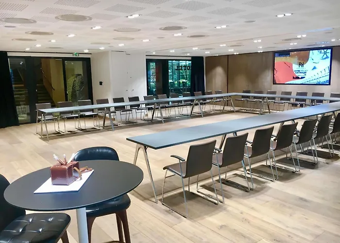 ホテル ノボテル レ アール