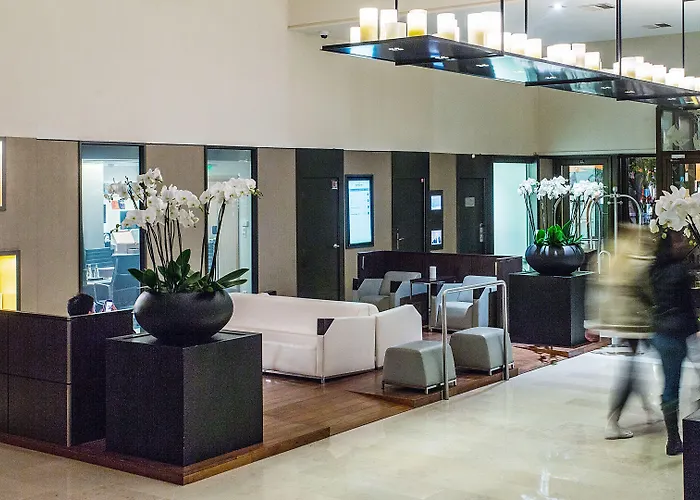 ノボテル レ アール 4* パリ