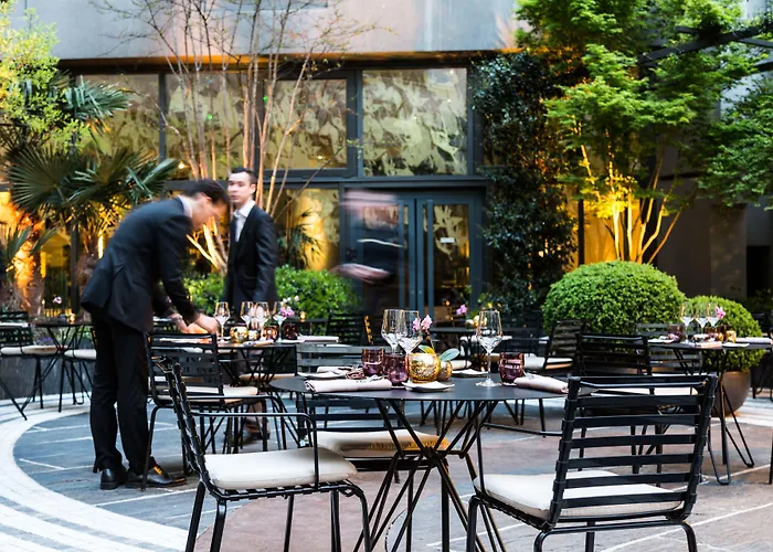 ノボテル レ アール パリ