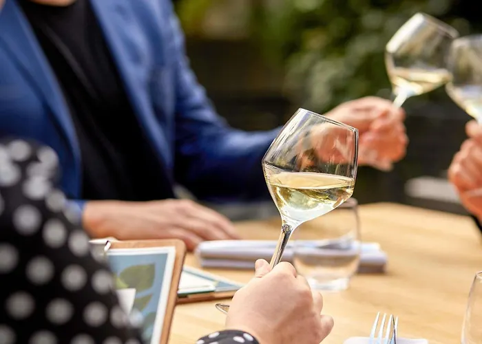 ノボテル レ アール 4* パリ