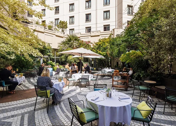 Otel Novotel Les Halles