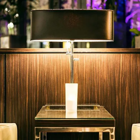 Novotel Les Halles 4*