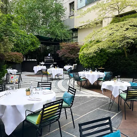 Novotel Les Halles 4*