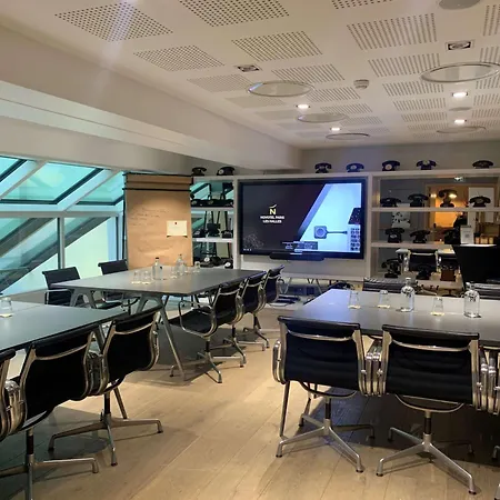 Novotel Les Halles 4*
