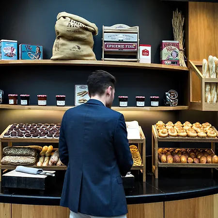 Novotel Les Halles מלון