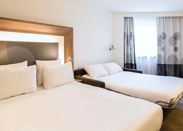 Novotel Les Halles 4*