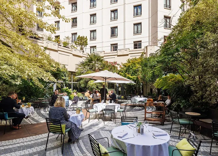 Novotel Les Halles 4*