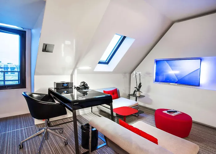 Hotel Novotel Les Halles 4*