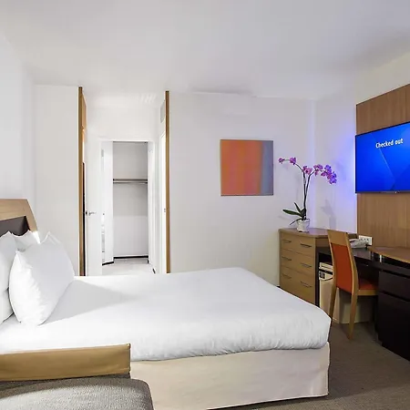 Novotel Les Halles 4*