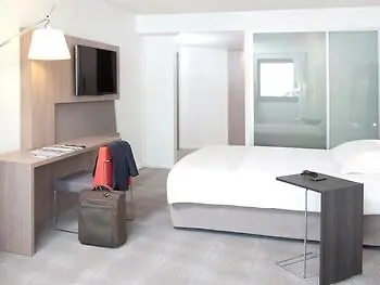 Novotel Les Halles 4* פריז