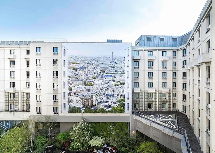 Hotel Novotel Les Halles 4*